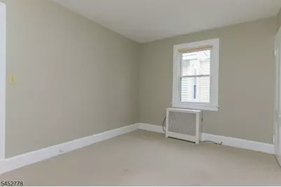 11 Montague Pl #2, Montclair, NJ 07042 - Photo 13