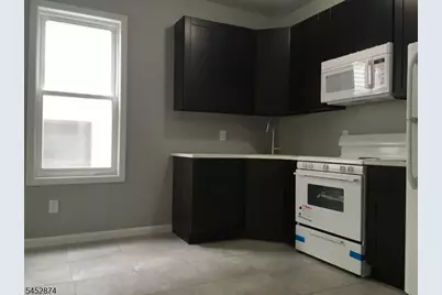 84 N Park St #4, East Orange, NJ 07017 - Photo 15
