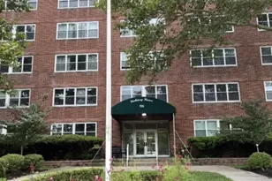 926 Bloomfield Ave, Glen Ridge, NJ 07028 - Photo 1