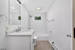 27 Ferndale Rd, Wayne, NJ 07470 - Photo 9