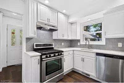 27 Ferndale Rd, Wayne, NJ 07470 - Photo 5