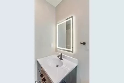 62 Columbia Ave, Newark, NJ 07106 - Photo 37