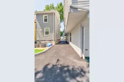 62 Columbia Ave, Newark, NJ 07106 - Photo 11