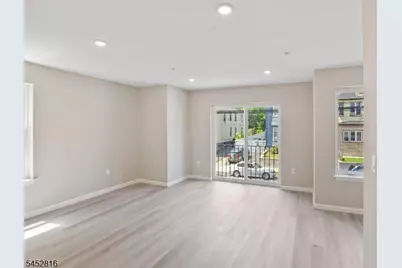 62 Columbia Ave, Newark, NJ 07106 - Photo 13