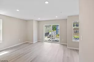 62 Columbia Ave, Newark, NJ 07106 - Photo 13