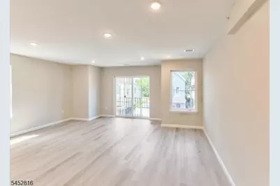62 Columbia Ave, Newark, NJ 07106 - Photo 27