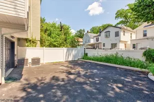 62 Columbia Ave, Newark, NJ 07106 - Photo 9