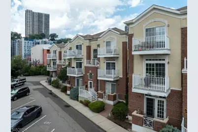 7706 Marine Rd #112, North Bergen Twp., NJ 07047 - Photo 3