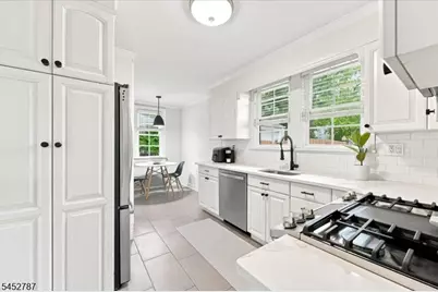 101 Chetwood Ter, Fanwood, NJ 07023 - Photo 11