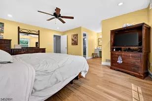 65 Freemont Ct, Franklin Township, NJ 08873 - Photo 13
