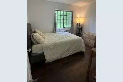 909 Thoreau Ct, Mahwah, NJ 07430 - Photo 9