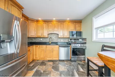 1247A Valley Rd #A, Wayne, NJ 07470 - Photo 13