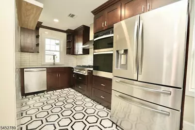 31 Bellevue Ave Unit #2, Belleville, NJ 07109 - Photo 11