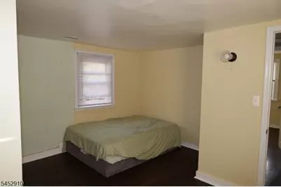 28 Warren St, North Plainfield, NJ 07060 - Photo 13