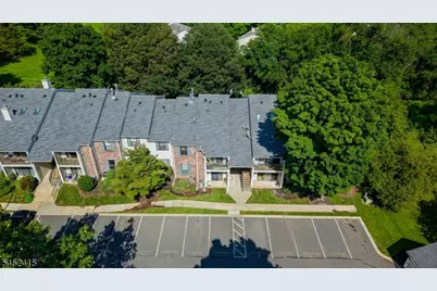 60 Taylor Dr, Franklin Township, NJ 08823 - Photo 5