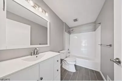 60 Taylor Dr, Franklin Township, NJ 08823 - Photo 17