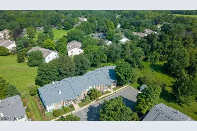 60 Taylor Dr, Franklin Township, NJ 08823 - Photo 23