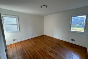 240 Cedar St, South Bound Brook Boro, NJ 08880 - Photo 11