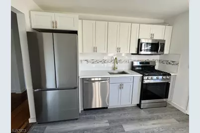 240 Cedar St, South Bound Brook Boro, NJ 08880 - Photo 7