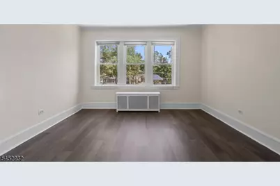 60-62 Elmwood Ave #3, Montclair, NJ 07042 - Photo 9