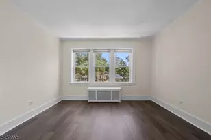 60-62 Elmwood Ave, Montclair, NJ 07042 - Photo 9