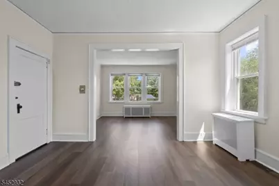 60-62 Elmwood Ave #3, Montclair, NJ 07042 - Photo 3