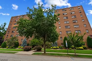 208 Anderson St, Hackensack, NJ 07601 - Photo 1