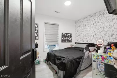22 Breckenridge Ter, Irvington, NJ 07111 - Photo 15