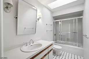 30 Wedgewood Dr, Woodland Park, NJ 07424 - Photo 25