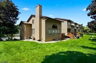 30 Wedgewood Dr, Woodland Park, NJ 07424 - Photo 3