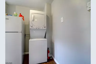 151 Culver Ave. Apt #2, Jersey City, NJ 07305 - Photo 9