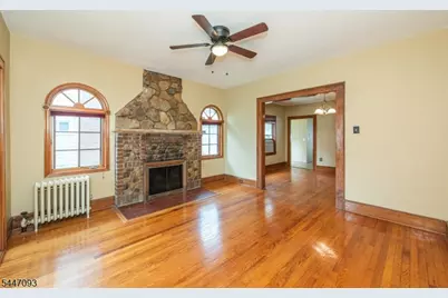11 Farrington St, West Caldwell, NJ 07006 - Photo 3