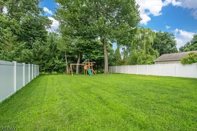 11 Farrington St, West Caldwell, NJ 07006 - Photo 21