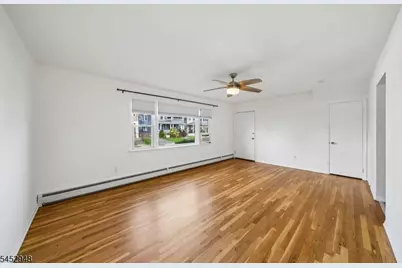 33 N Willow St #1, Montclair, NJ 07042 - Photo 3