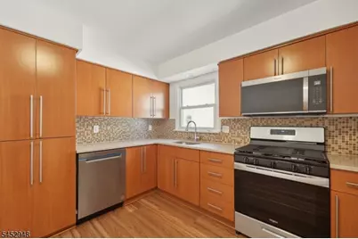 33 N Willow St #1, Montclair, NJ 07042 - Photo 5