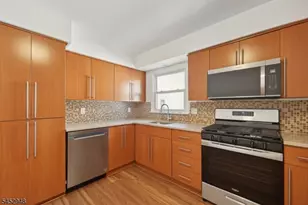 33 N Willow St, Montclair, NJ 07042 - Photo 5