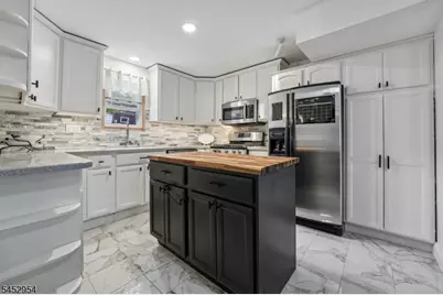 91 Redwood Ave, Wayne, NJ 07470 - Photo 3