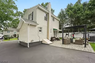 91 Redwood Ave, Wayne, NJ 07470 - Photo 23