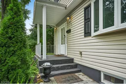 91 Redwood Ave, Wayne, NJ 07470 - Photo 33