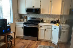 23 Woodland Dr, Roselle, NJ 07203 - Photo 7
