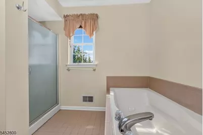 22 Mott Way, Raritan Township, NJ 08822 - Photo 29