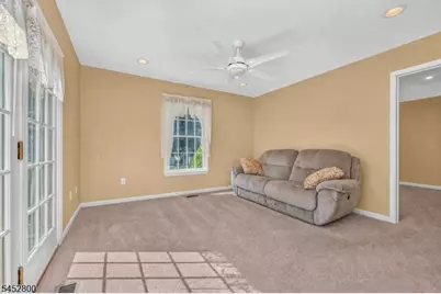 22 Mott Way, Raritan Township, NJ 08822 - Photo 17