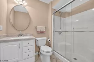 22 Mott Way, Raritan Township, NJ 08822 - Photo 21