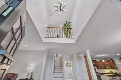 10 Riverside Dr, Clinton, NJ 08809 - Photo 5