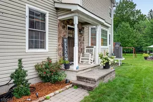 10 Riverside Dr, Clinton, NJ 08809 - Photo 3