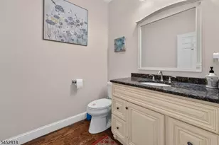 10 Riverside Dr, Clinton, NJ 08809 - Photo 19