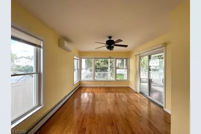 321 Hemlock St, Roselle Park, NJ 07204 - Photo 11