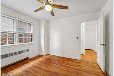 1030 Jassamine Way, Fort Lee, NJ 07024 - Photo 19