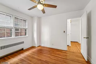 1030 Jassamine Way, Fort Lee, NJ 07024 - Photo 19