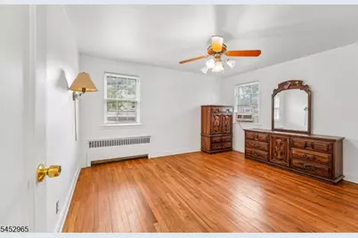 1030 Jassamine Way, Fort Lee, NJ 07024 - Photo 13
